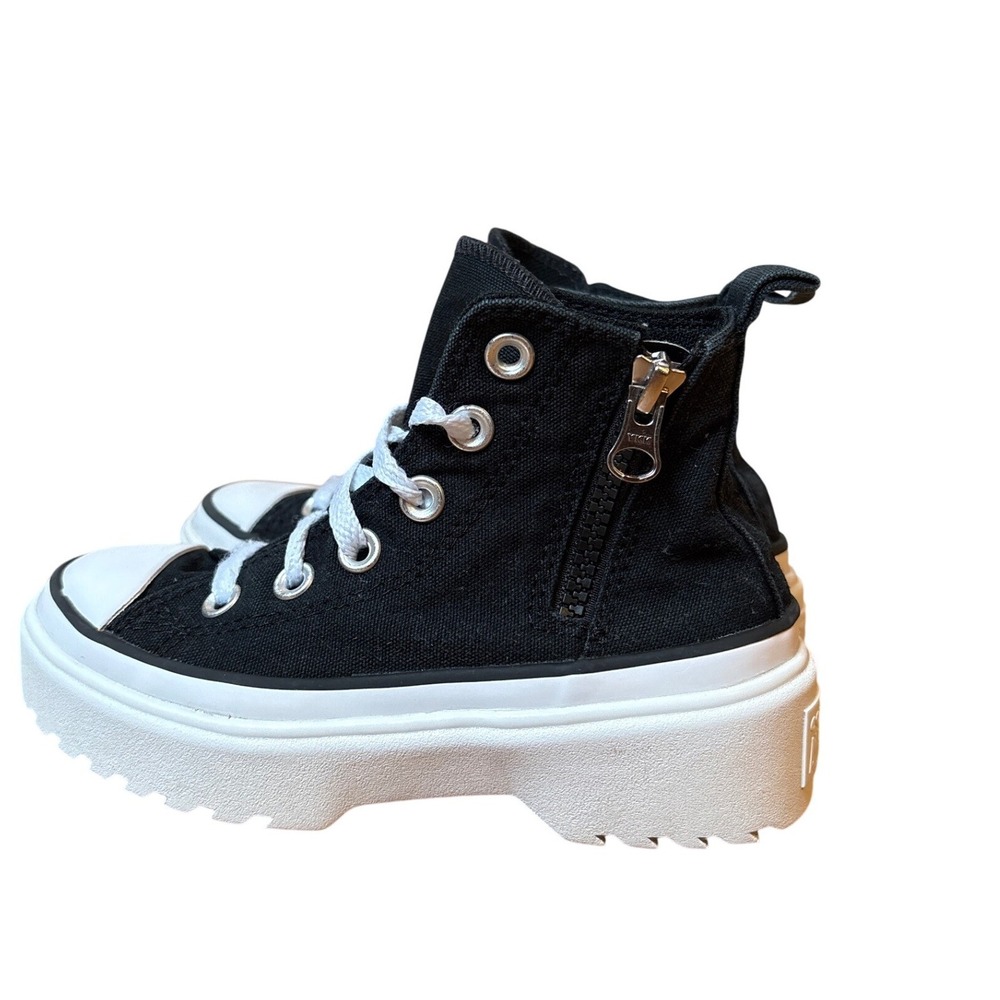 Converse Chuck Taylor Lugged 2.0 Sneakers Kids Black High Top Platform SIZE 12